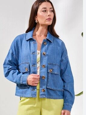 Tribal Lightweight Denim Jacket With Back Adjustment NWT Size L